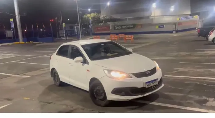 Chery Celer Sedan 1.5 16V Flex 5P 2016