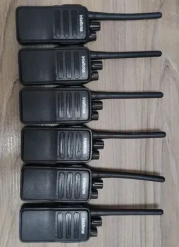 06 rádios comunicadores Intelbras
