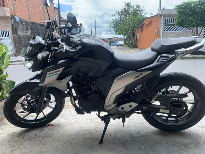 Fz 250 ano 2021 , doc ok 