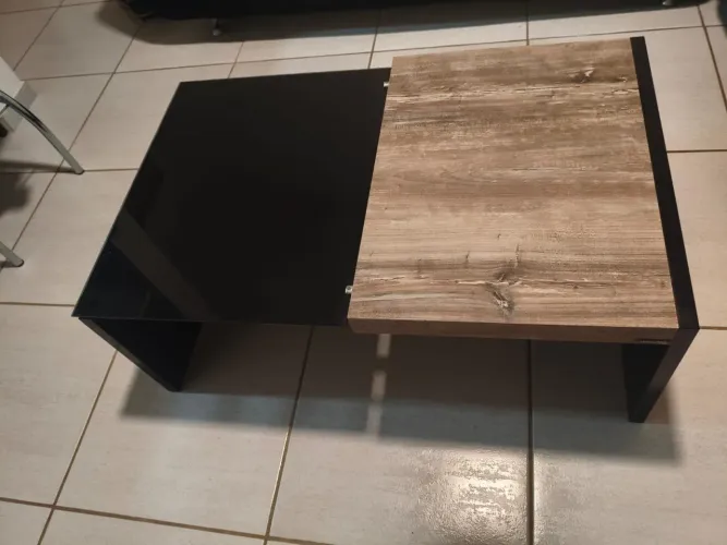 Mesa de Centro (Madeira e Vidro)