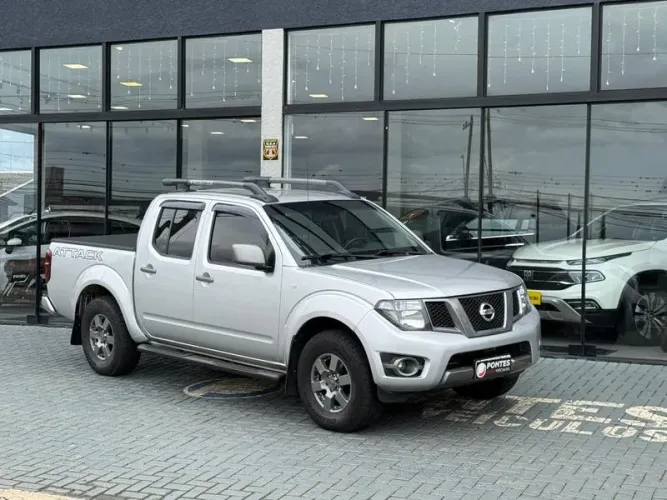Nissan Frontier Attac.cd 4X4 2.3 Bi-TB Die. AUT 2015