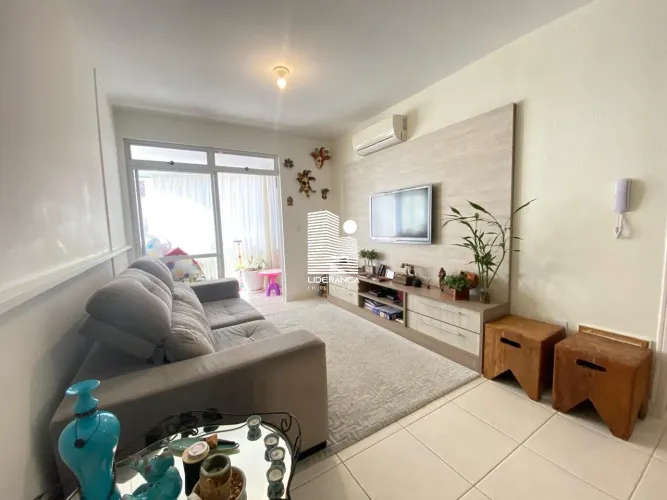Apartamento, Saco Grande, 02 Dormitórios/01 Suíte