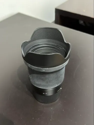 Lente Sigma 16mm 1.4 Sony DC DN