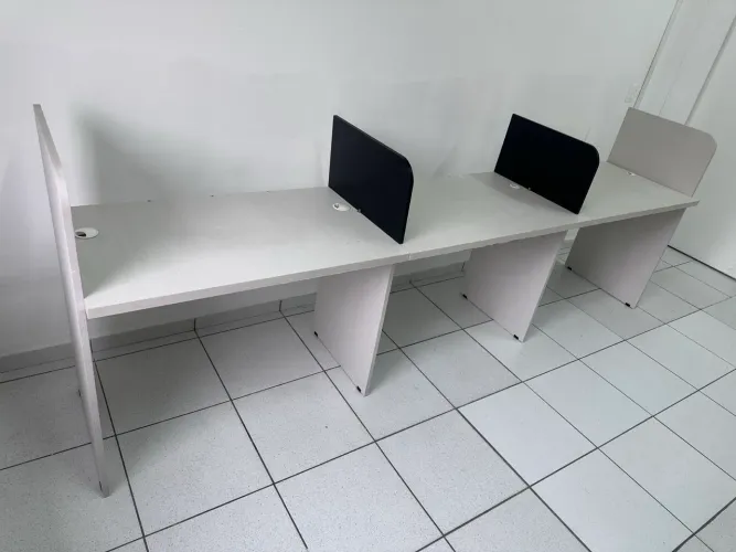 Mesa escritório Baia de 3 Lugares