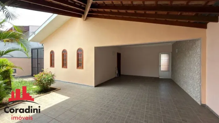 Casa com 4 quartos para alugar, 251 m² no bairro Jardim Ipiranga - Americana/SP