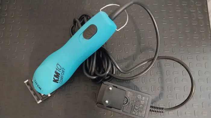 Máquina de tosa Wahl KM10
