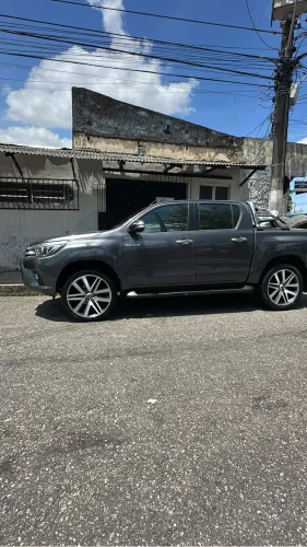 Aro 22 Hilux e picapes