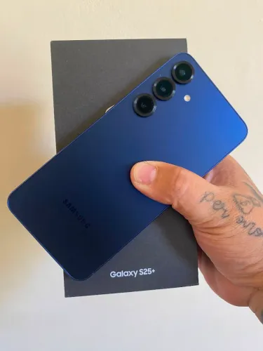 Samsung S25 Plus 512Gb/12gb RAM