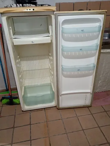 Geladeira usada Consul 