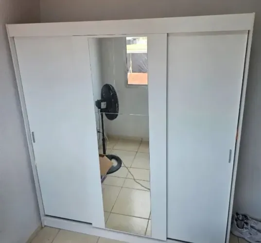 Guarda-Roupa Casal Madesa Reno 3 Portas de Correr c/ Espelho - Apenas 8 meses de uso!