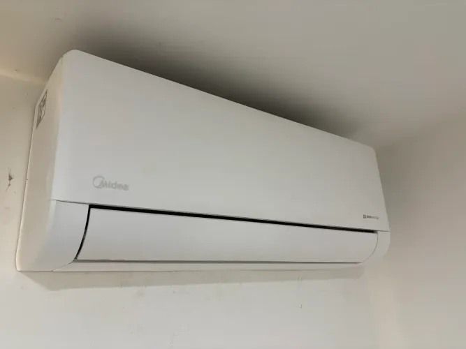Vendo ar-condicionado midea