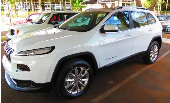 Jeep Cherokee Limited 3.2 4X4 V6 Aut. 2015