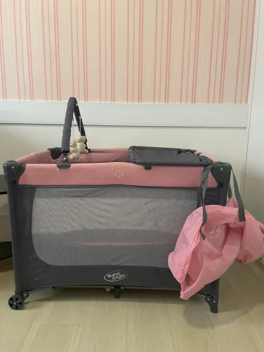 Berço portátil com trocador e bolsa 