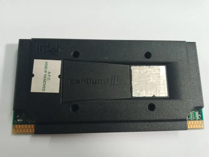 Processador Pentium 3 Cartucho 650mhz RARO