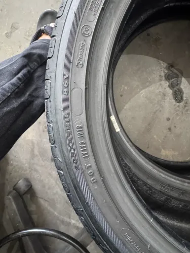 PNEUS GOODYEAR 205/45 R18 