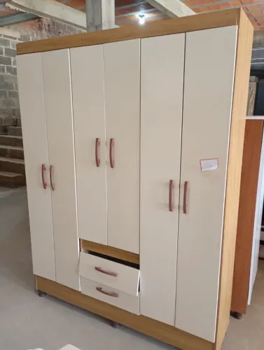 Guarda roupa