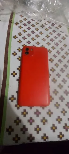 Celular Samsung A03 - Em bom estado. Apenas 300 reais.