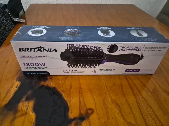 Escova secadora Britânia NOVA