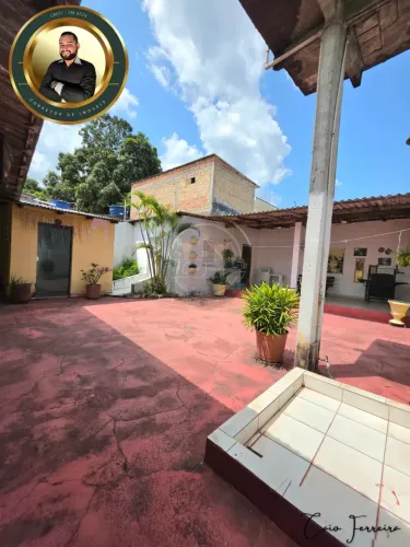 Casa Com Quintal Px ao Shopping Sumaúma!