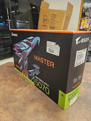 Placa de Vídeo NVIDIA RTX 5070 12GB