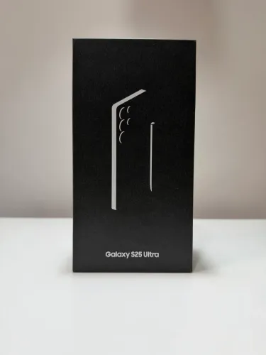 Galaxy S25 Ultra - 256 GB - Novo Lacrado