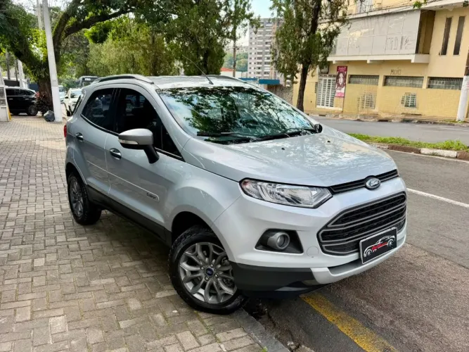 Ford Ecosport Freestyle 1.6 16V Flex 5P 2013
