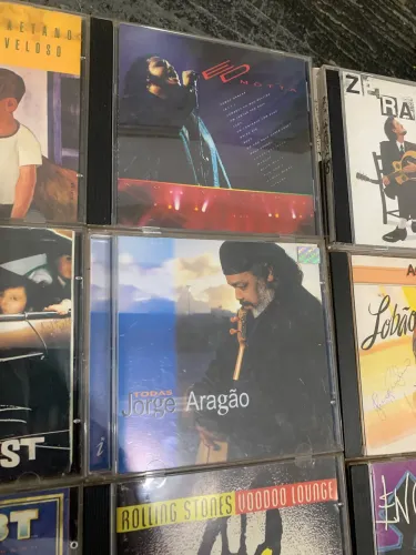 Capa/contracapa CDs. Preço unitário 
