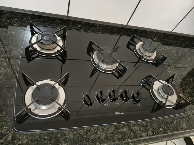 Vendo Cooktop Fischer 5 bocas tampo vidro preto a gás, Leia a descrição.