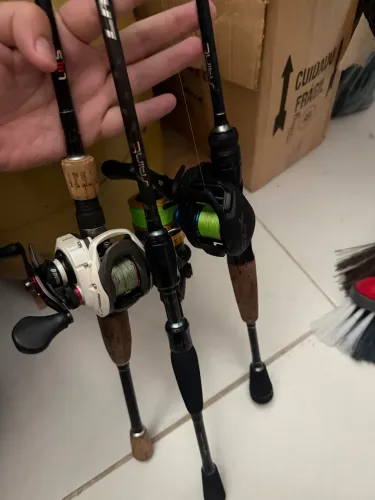 MATERIAL DE PESCA