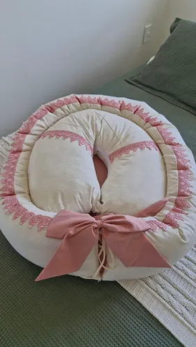 Ninho redutor, almofada de amamentação e trocador