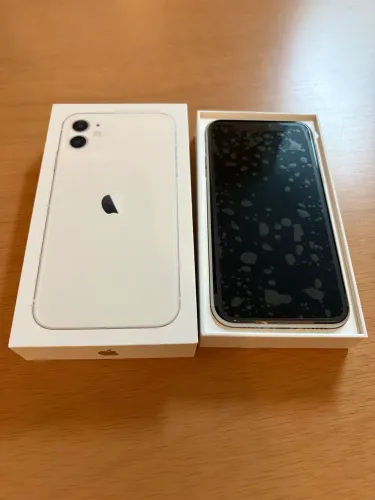 iPhone 11 Branco 64 GB