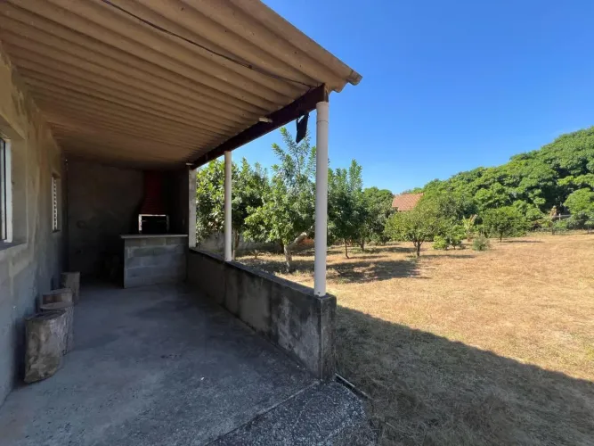 Chácara para Venda em Araçoiaba da Serra, Cercado, 1 dormitório, 3 banheiros, 1 vaga