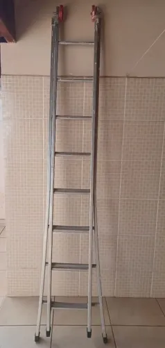 Escada Extensiva Botafogo 8x2 impecável 