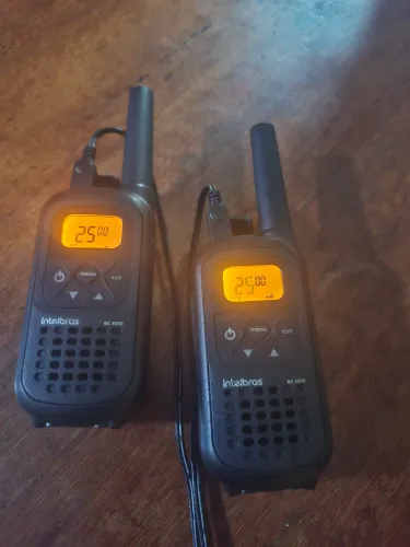 Rádio comunicador intelbras