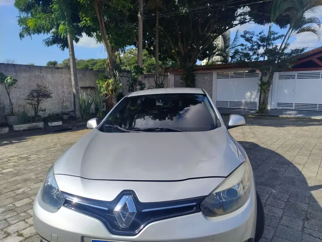 Renault Fluence Sed. Dynamique 2.0 16V Flex Aut. 2017