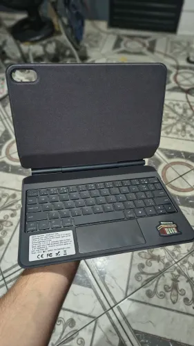 Capa teclado iPad 10 / 11 (A16)