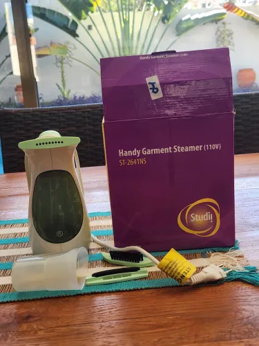 Ferro vaporizador 127 volts para vestidos longos, termos e demais roupas.