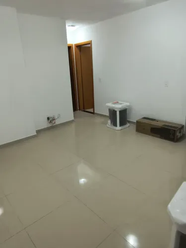 Apto no cond José Cláudio dorea 
