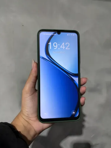 Realme C61