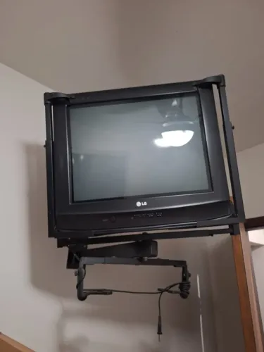 TV de tubo LG seminova