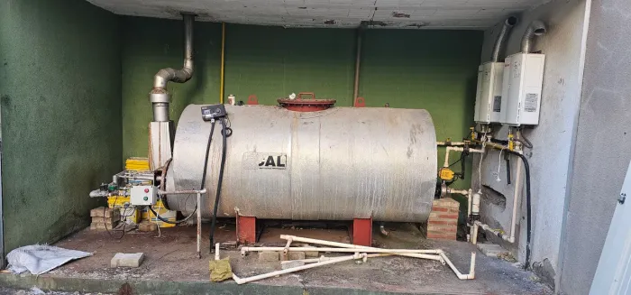 Gerador de Água Quente ECAL HGI-1500 (BOILER 1500L a Gás)