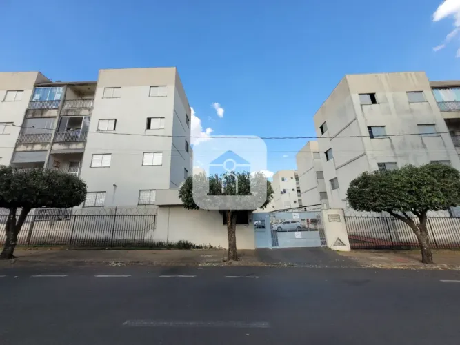 Apartamento para locação no bairro Santa Monica