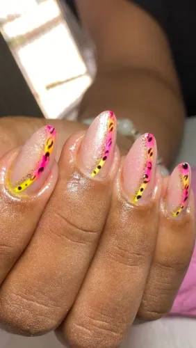 Vaga emprego Manicure 