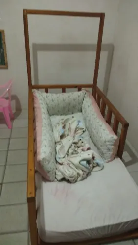 Cama montessoriana