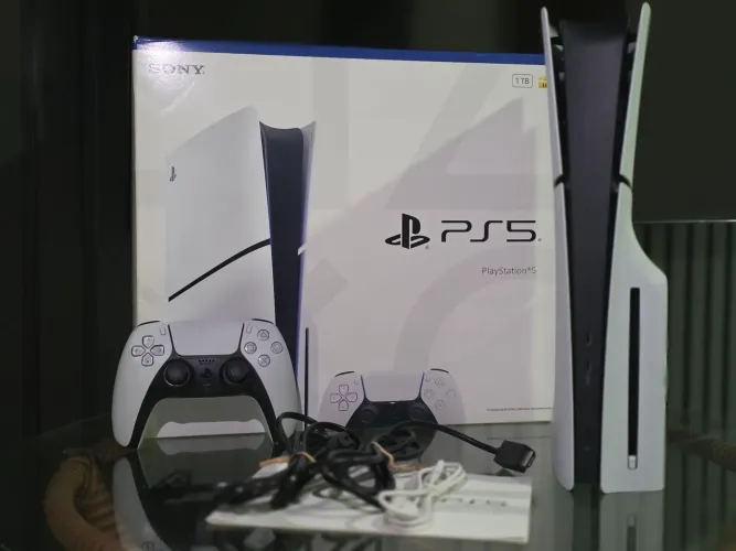 Playstation 5 (PS5) Mídia Física 1TB