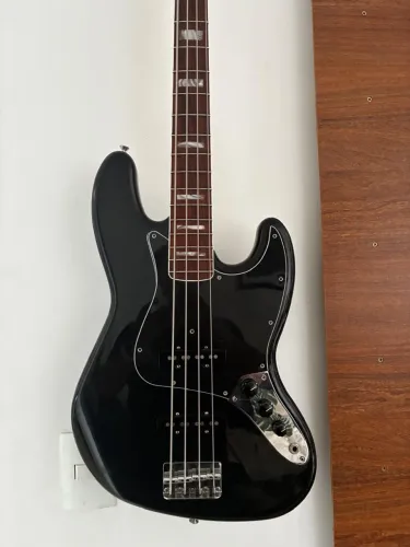 Fender jazz bass Vintera 70 s