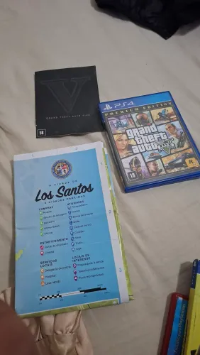 GTA V Versão premium com mapa e manual