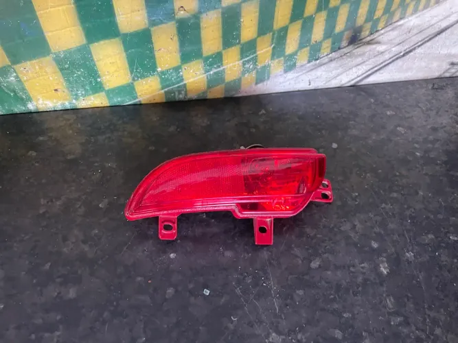Lanterna de neblina lado direito peugeot *0