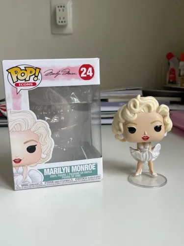 Funko Pop Marilyn Monroe 24