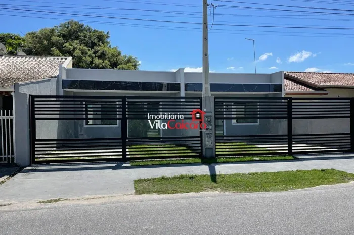 Vende se casa nova no litoral do Parana